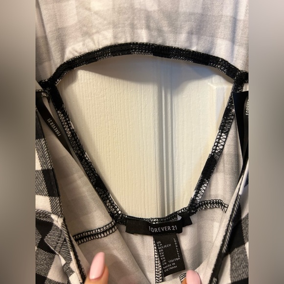 Forever 21 Black & White Gingham Sweetheart Neckline Romper - Picture 9 of 14